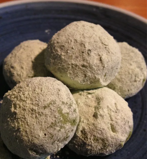 スノーボール 抹茶味|HappySweetKさん