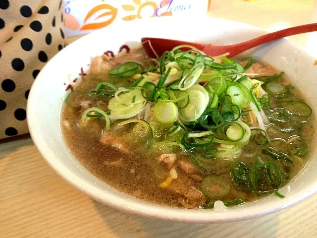 Snapdishの料理写真:しょうゆラーメン|saoさん