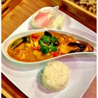 Snapdishの料理写真:Panang Seafood Curry|Lemar Olivierさん