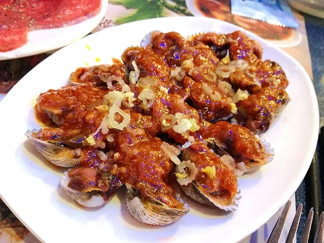 Bloody-Clam🐚w/ spicy tomato sauce|PeonyYanさん