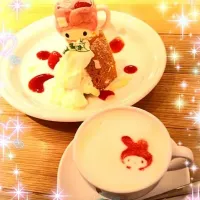 マイメロディカフェのパウンドケーキとティーラテ|有希さん