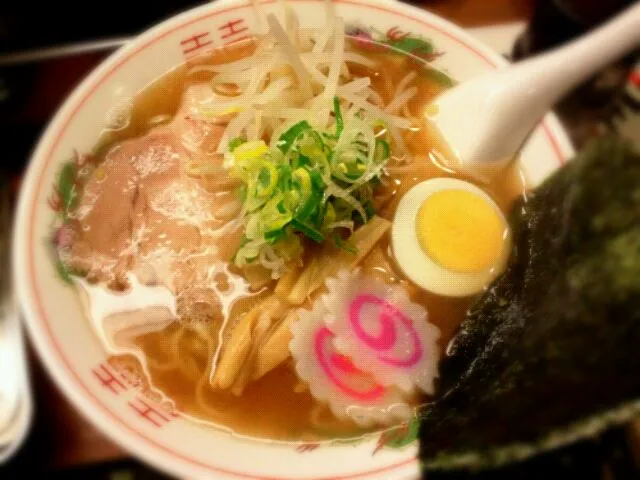 Snapdishの料理写真:花串軒の高山ラーメン♪|ひろすけさん