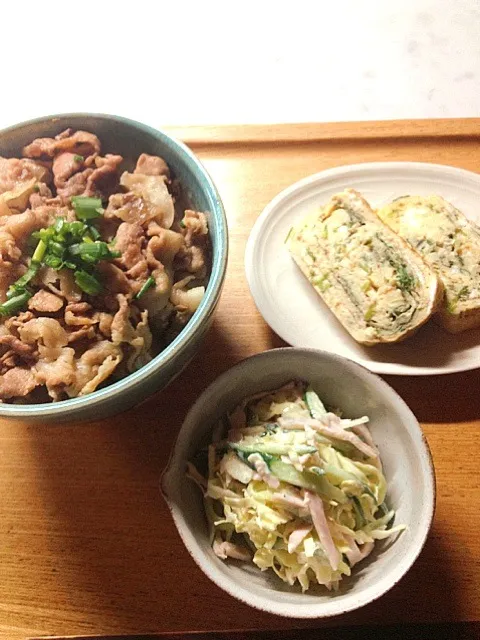 豚丼、出し巻き卵、コールスロー|ゆう子さん