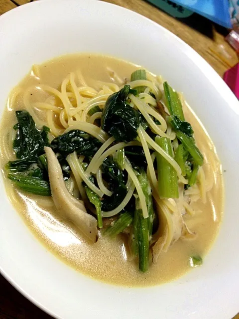 ほうれん草と舞茸のチーズスープパスタ|ひとみっきぃさん
