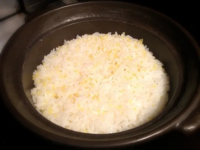 もち粟入り土鍋御飯🍚|炊かれたいオトコ おこん 小栁津さん