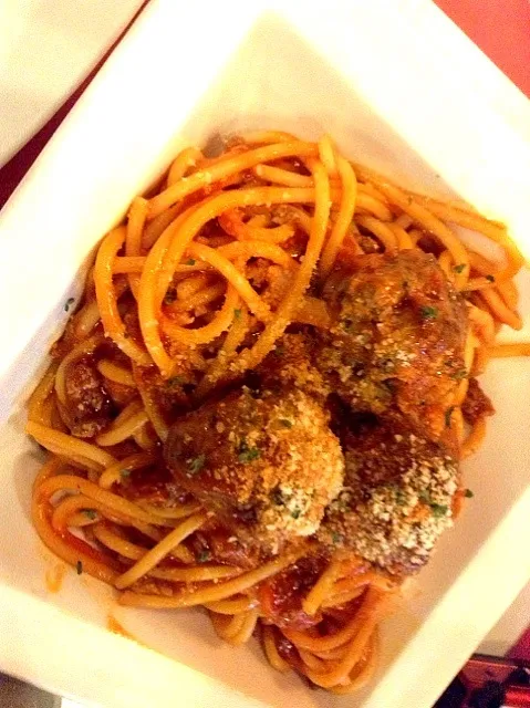 Bolognese 🍕🍝🍝🍴|neil christian bagasalaさん