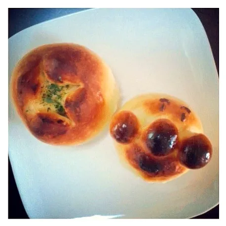 ツナポテパンと餡ぱんマン。|みやつさん