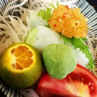 Snapdishの料理写真:花枝生魚片|naimaさん