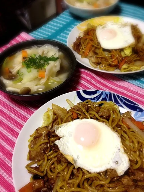 焼きそば、水餃子のスープ❤|ゆぅこさん