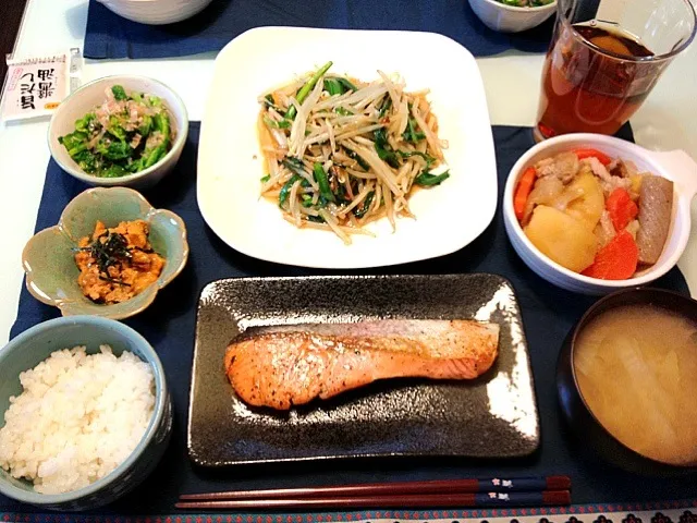 肉じゃが＆鮭定食|ゆうきさん