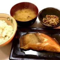 Snapdishの料理写真:カレイ煮付|おりんさん