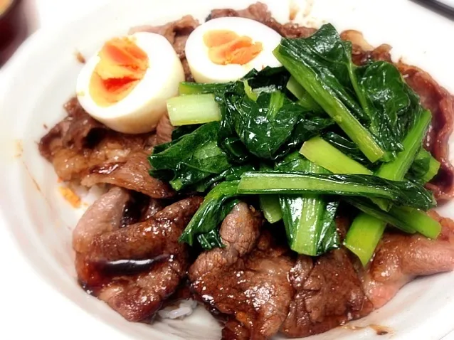 すき焼き丼  男子ごはんレシピ|流線形さん