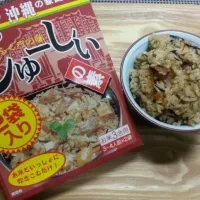 お友達にお土産で頂いた炊き込みご飯作ってみたよ！これ美味しいε٩(๑> ₃ <)۶з|ゆうさん