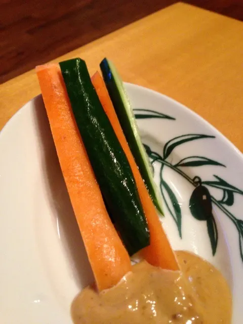 Snapdishの料理写真:野菜スティック 胡麻酢味噌辛子マヨネーズ|あきらさん