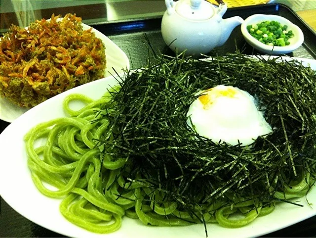 のりぶっかけうどん|とぅーまさん