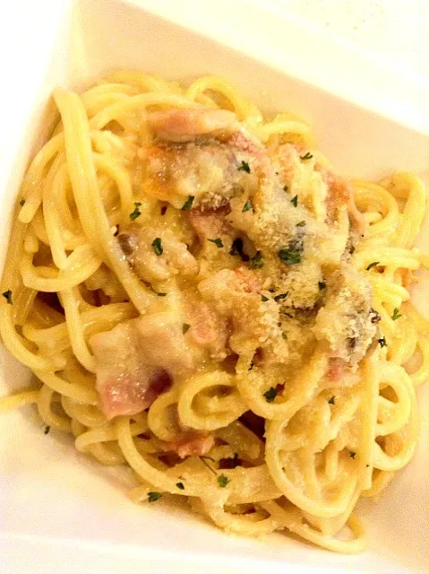 Yum yum yum.. Carbonara..|neil christian bagasalaさん