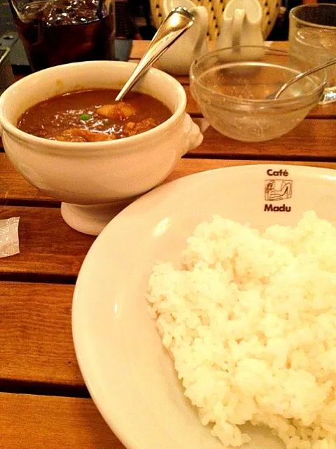 Snapdishの料理写真:Cafe Madu カレー|ネコのかりかりさん