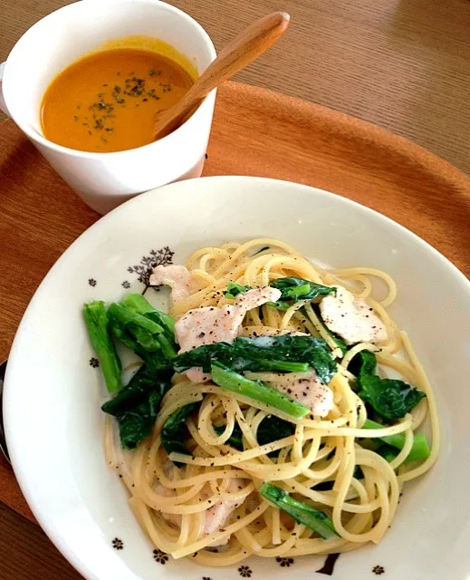 かき菜と鶏肉のクリームパスタ＆かぼちゃスープ|とみいさん