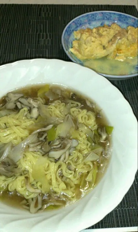 Snapdishの料理写真:湯麺＆だし巻き玉子(ツナ缶投入♪)|kumachanさん