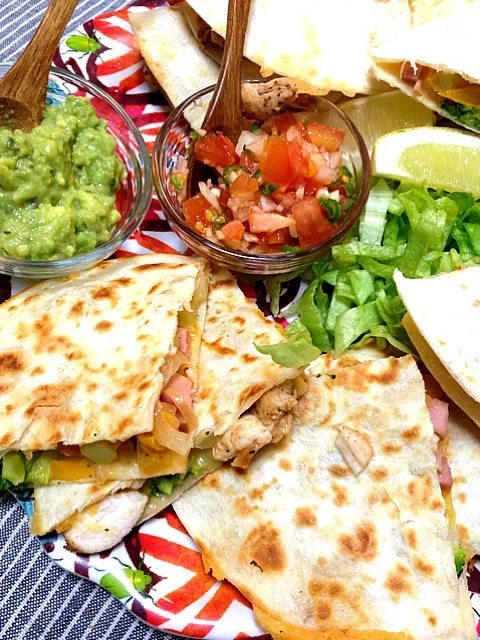 CHICKEN QUESADILLAS チキンケサディア|ちあきさん