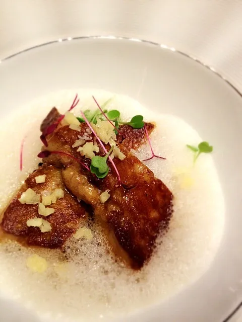 Foie gras in plum foam sauce|Tewさん