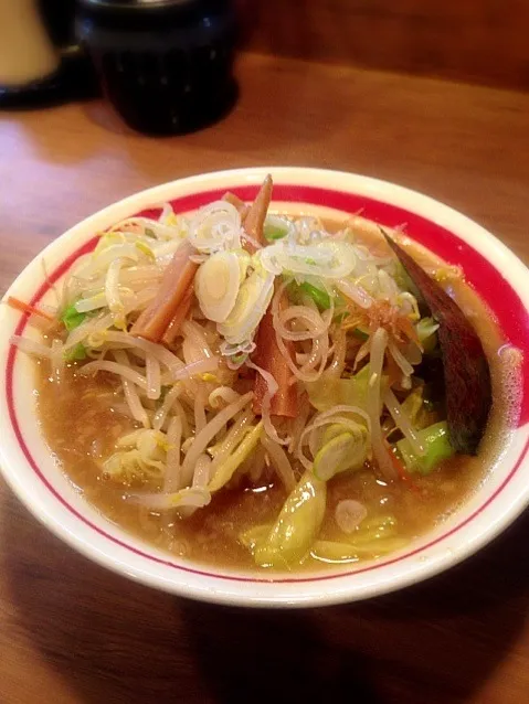 蔵前 ラーメン三吉 醤油ラーメン|takashiさん