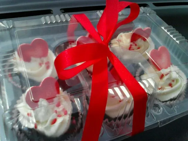 heart cupcakes|vanessa angel bugarinさん