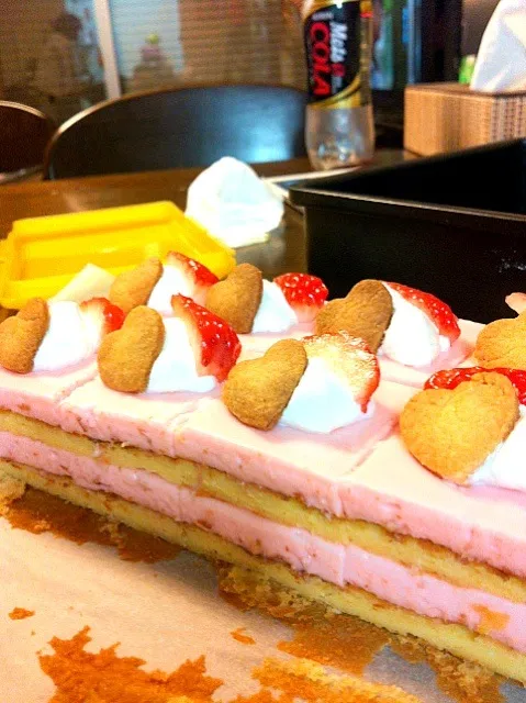 いちごのチーズケーキ|あみさん