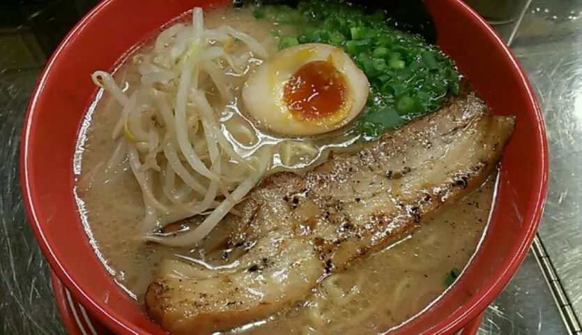 東京とんこつ醤油ラーメン|まぐろさん