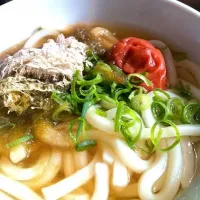 Snapdishの料理写真:梅昆布うどん|こゆきさん