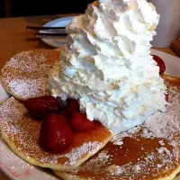 Snapdishの料理写真:Eggs’n Thingsのパンケーキ|春原さつきさん