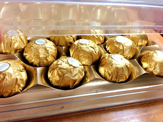 FERRERO ROCHER|ちびさん