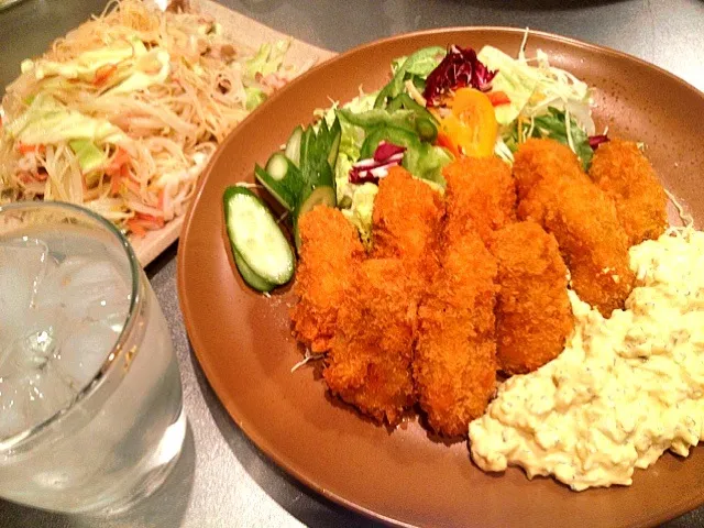 カキフライと焼きビーフン！|koji toyodaさん