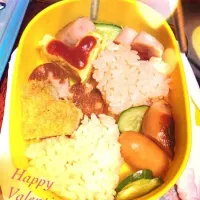 Snapdishの料理写真:ハートいっぱい♡バレンタイン弁当|ayaka.aさん