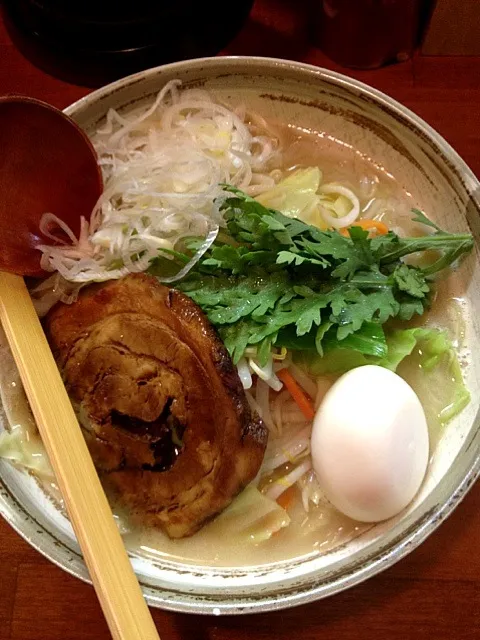 久々のおかじ、鶏白湯塩ラーメン。|小田祐規さん