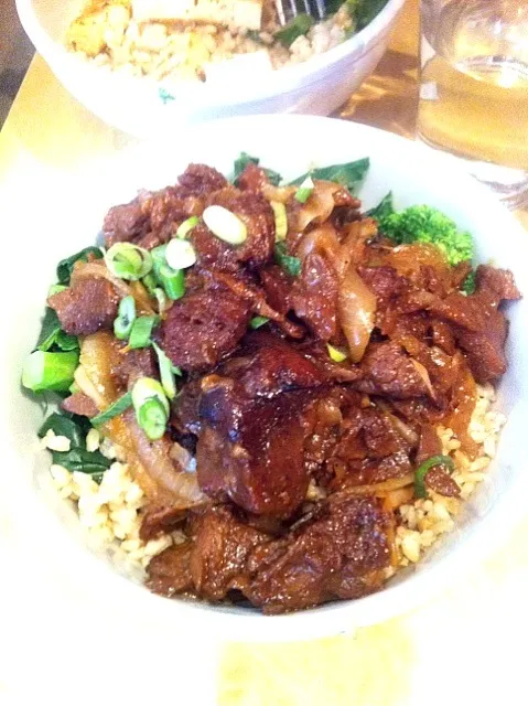 Vegan  barbecue seitan with brown rice broccoli and collards|m.さん