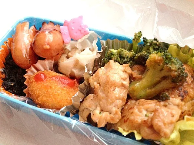 旦那ちゃまのお弁当『豚モモとブロッコリーのゆずわさびマヨ炒め弁当』|鈴木 美菜子さん