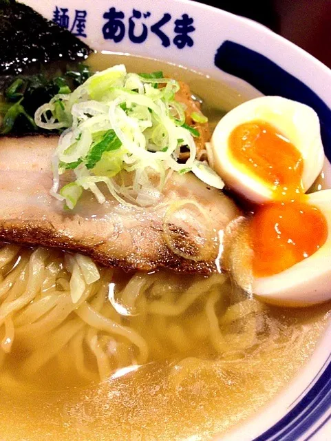 あじくま野田の白醤油味卵ラーメン|KAZUTOさん