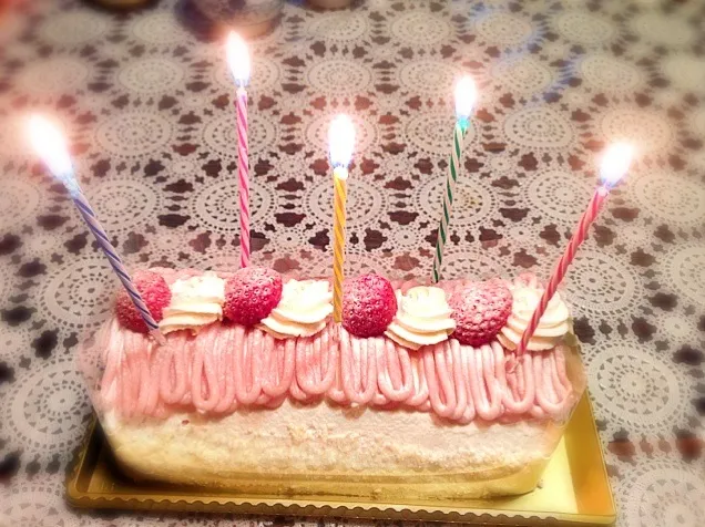 Snapdishの料理写真:Cherry Blossoms roll cake🎂桜ロールケーキ|🌈Ami🍻さん