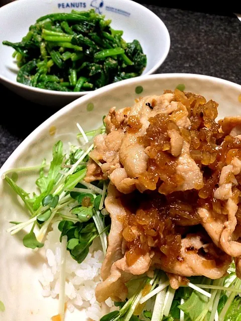 豚丼•ほうれん草の味噌ごま和え|がぁがさん