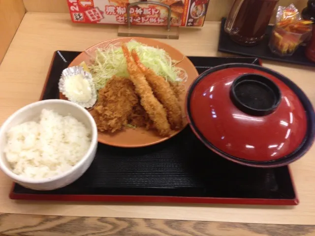 海老 ヒレカツ定食|アクちゃんさん