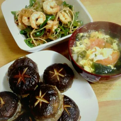 ★しいたけの肉詰め ★エビのチャプチェ ★トマトと玉子の中華スープ|＊胡蝶＊さん