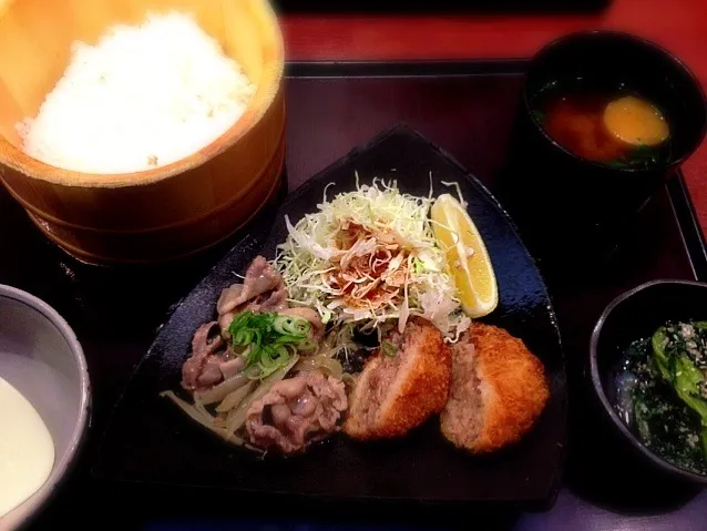 ホエー豚のねぎ塩焼きとメンチカツ定食|ryutaさん