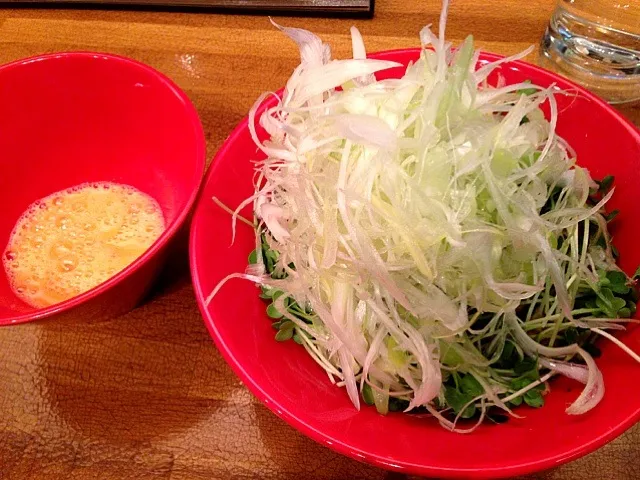 混ぜつけ麺だにえるパンチ|kutsuna ippeiさん