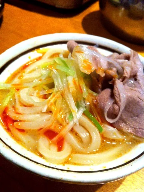 Snapdishの料理写真:しゃぶしゃぶのシメに、担々うどん☆|あやのさん