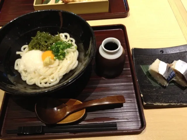 めかぶとろろうどん&鯖寿司|柚木れんさん