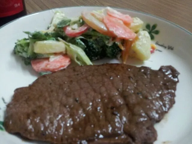 black pepper beef with salad|terenceさん