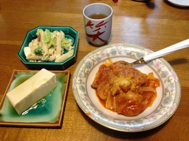 鶏のトマトソース煮😎|たろうさん