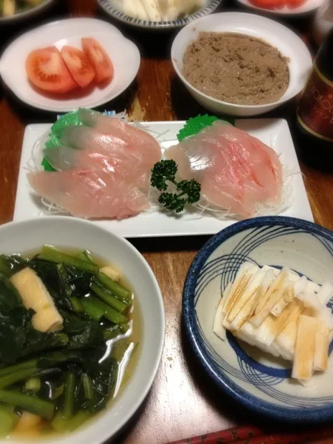 Snapdishの料理写真:キンメの刺身、小松菜と揚げの煮浸し、長芋お浸し、レバーペースト|raku_darさん