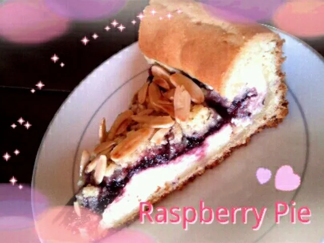 Snapdishの料理写真:Raspberry Almond Pie|ohyさん